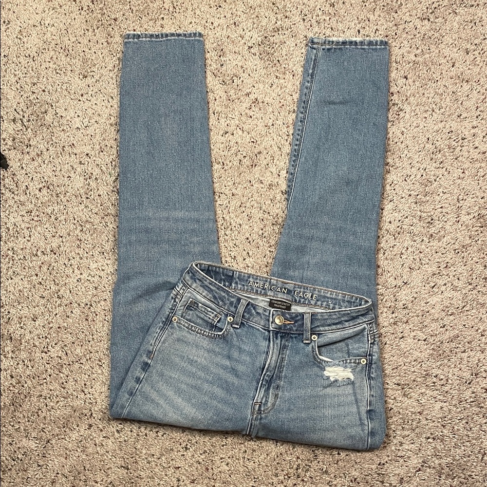 American Eagle Comfort Stretch‎ Waistband Mom Jean Size 0